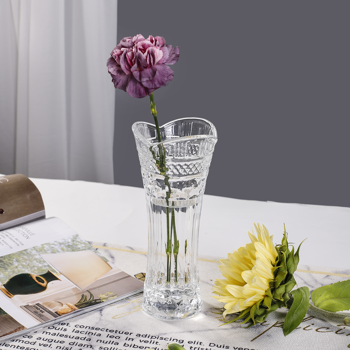 glass vase for Flowers centerpiece