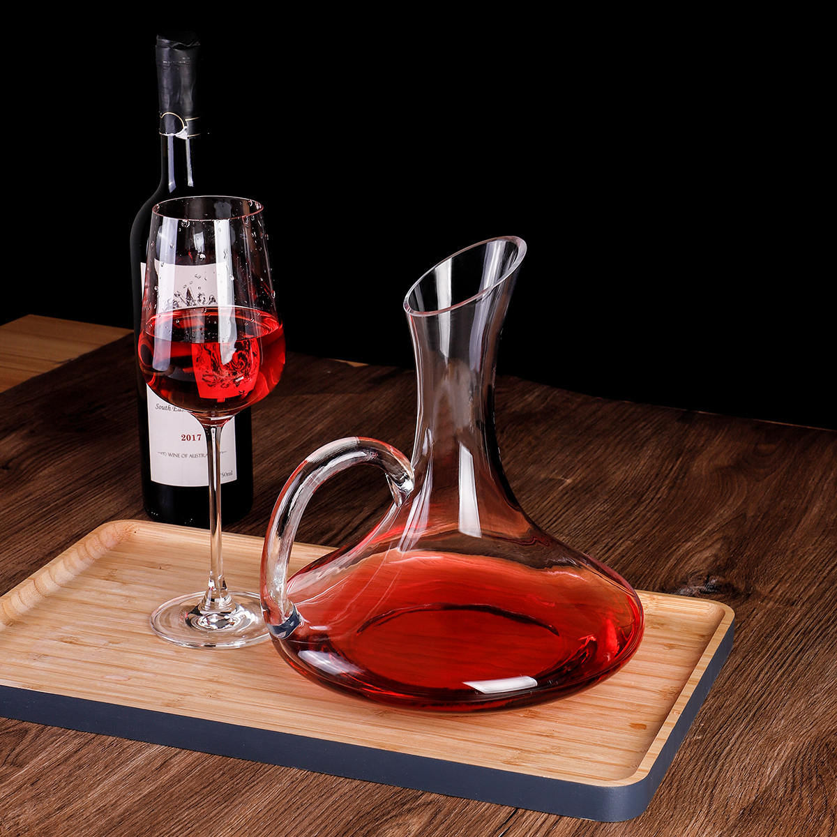 Wine Decanter With Handle