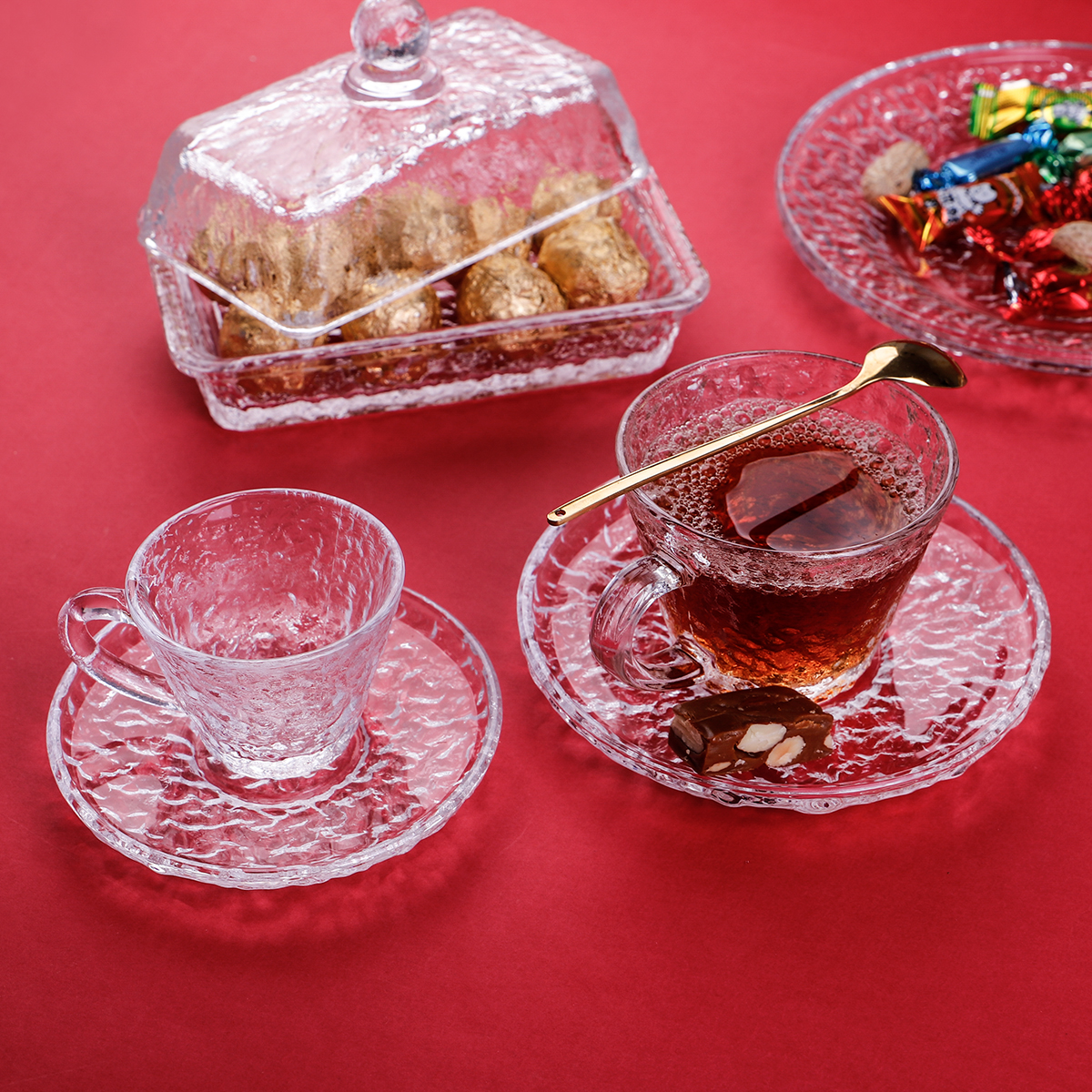 GLASS TABLEWARE SET