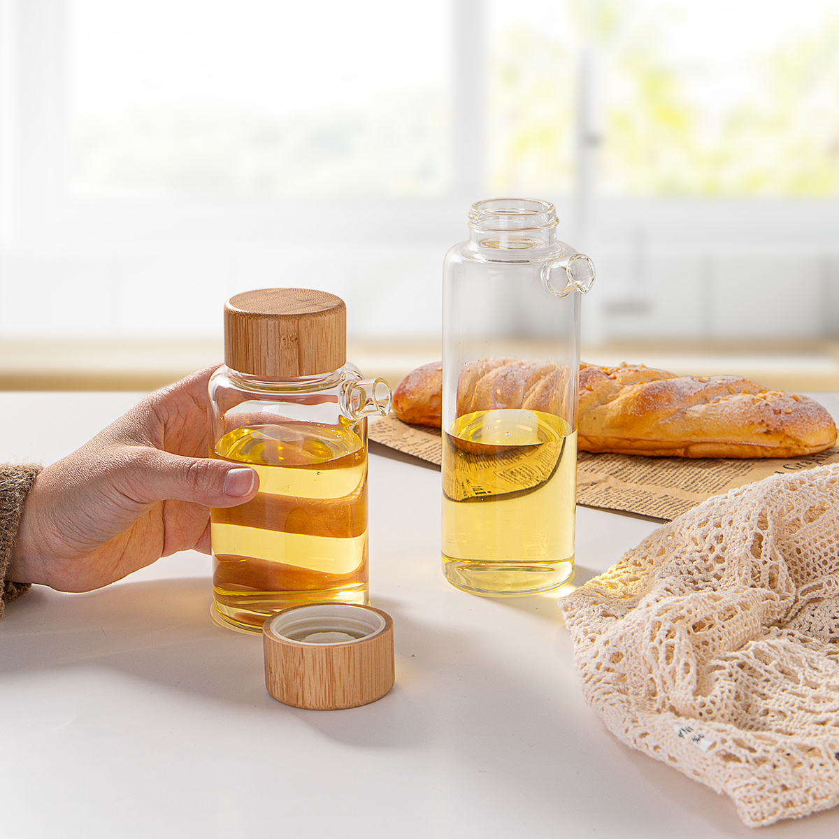 Oil dispenser jar With Cork