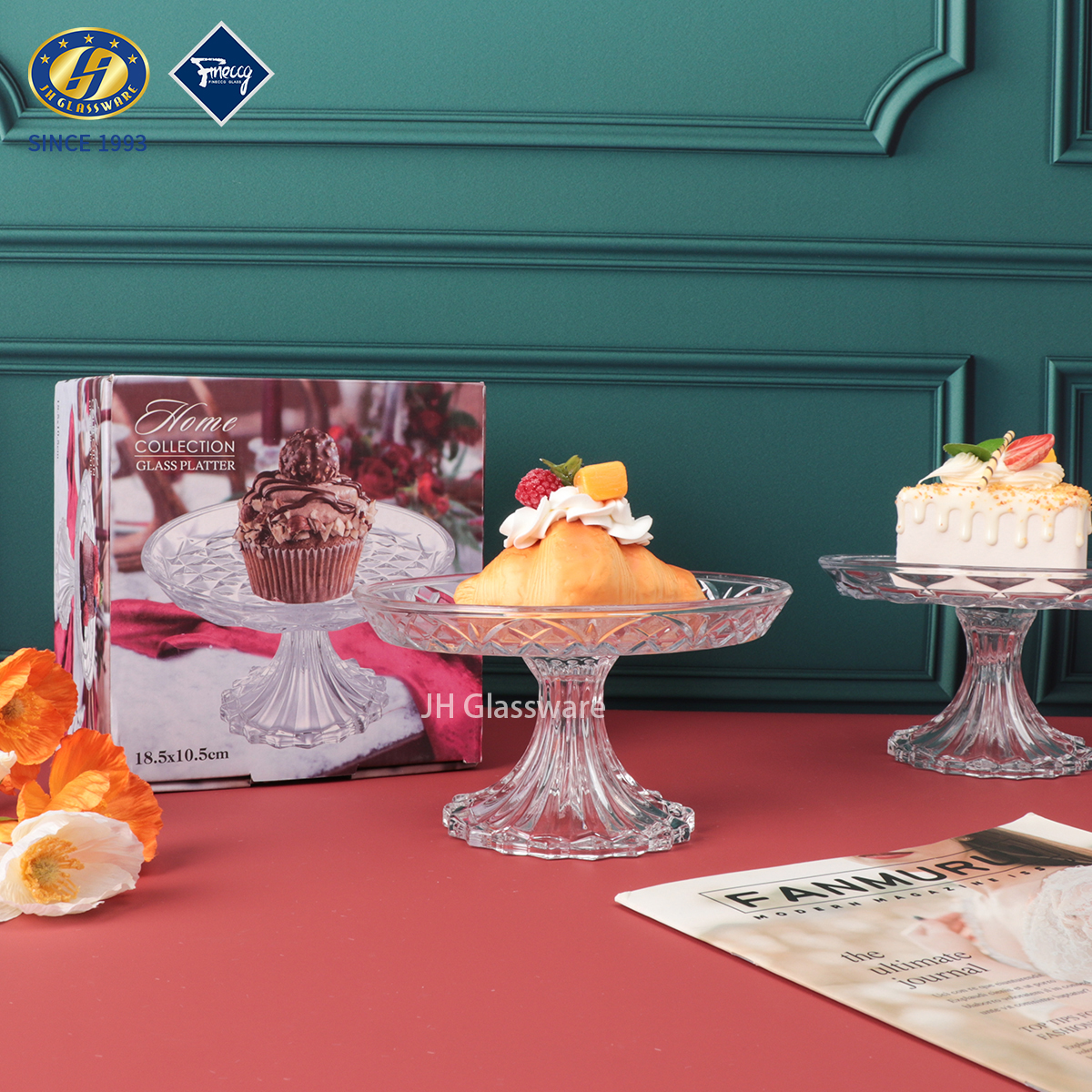 Glass Plates with Bases Suitable for Family Banquets